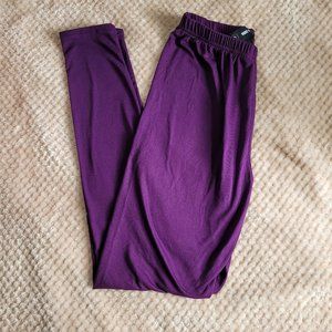 brand new Agnes & Dora purple leggings! xs